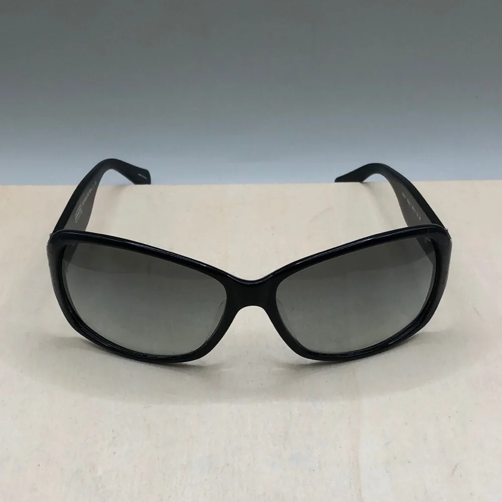 Coach 8028 Taryn sunglasses L903 Black 59-15-125 Butterfly Shape w Logo Marks